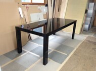 ダイニングテーブル　黒（ブラック）鏡面　埼玉県所沢市　M様