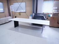 オリジナルダイニングテーブル　3.2m　白　スチール脚