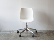 アームレス　キャスター付き　イタリア製