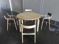 宮崎椅子製作所　MIテーブル & pepe arm chair