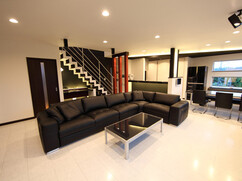 網走市喜多山　M様邸　コーナーソファ、ローテーブル、ダイニングセット