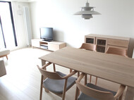 温かみのあるリビングダイニング　タモ　白オイル仕上げ